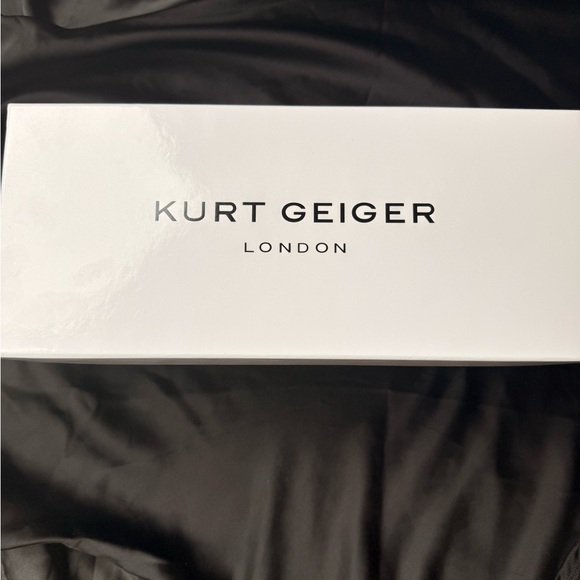 Kurt Geiger Black Belgravia Flats with Gold Accents - Picture 2 of 4